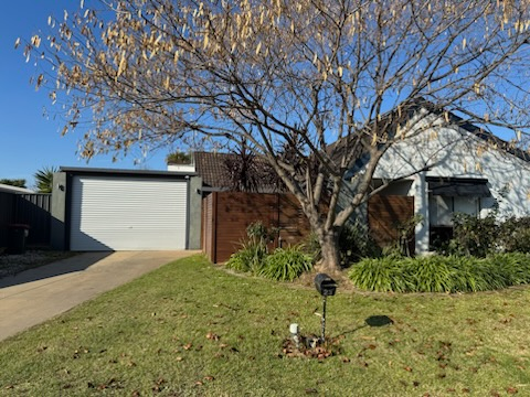 23 Lawson Drive, 23 Lawson Drive, NSW property photo