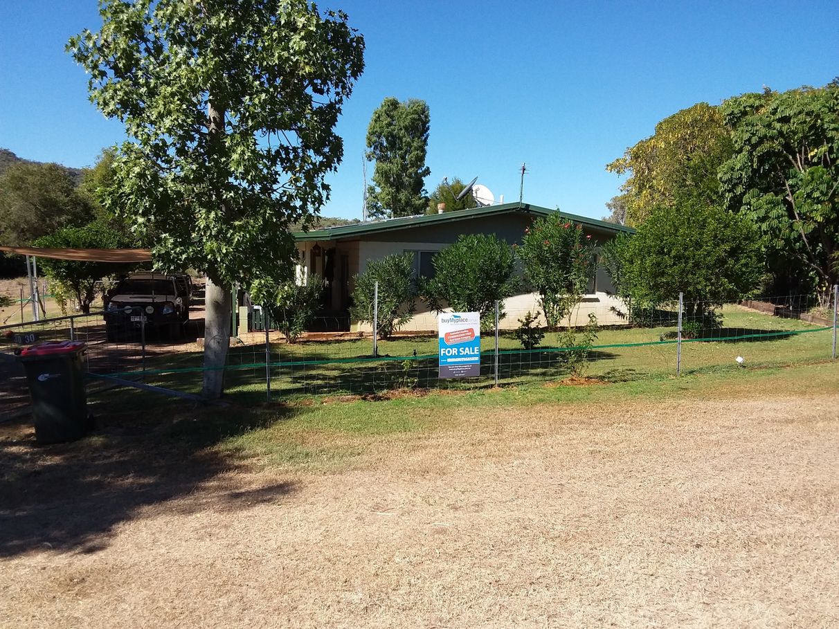 BUY 30 Cairdbeign Street, Springsure, QLD 4722 House for Sale
