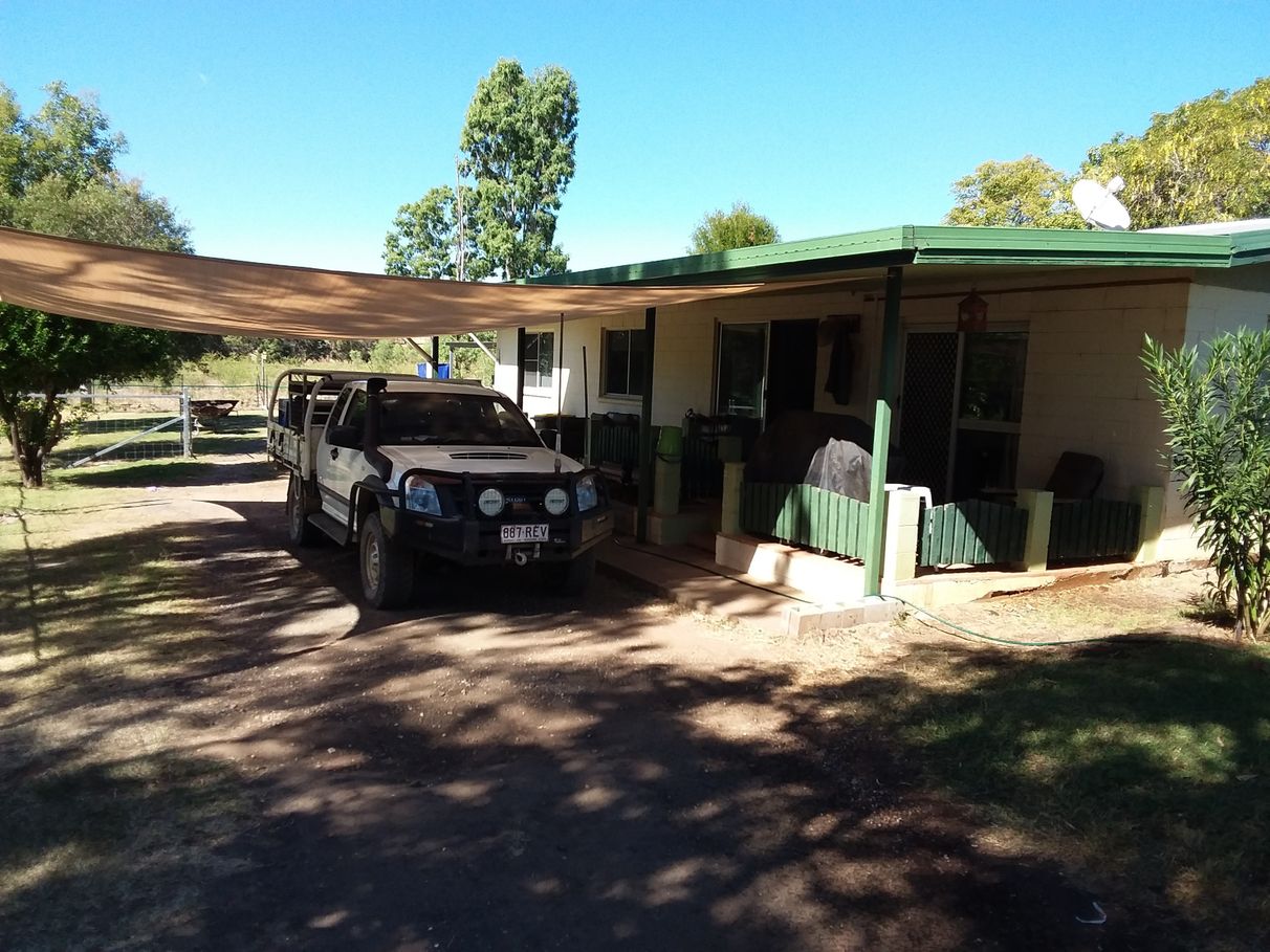 BUY 30 Cairdbeign Street, Springsure, QLD 4722 House for Sale