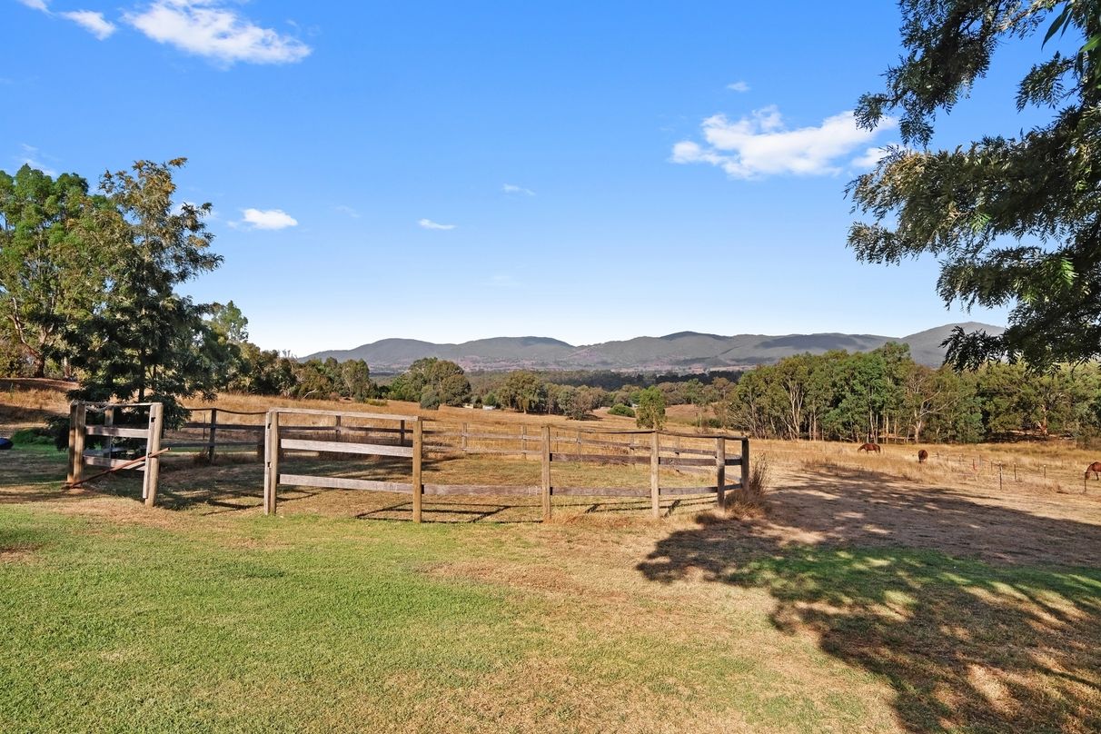 BUY 99 Back Creek road, Yackandandah, VIC 3749 House for Sale buymyplace