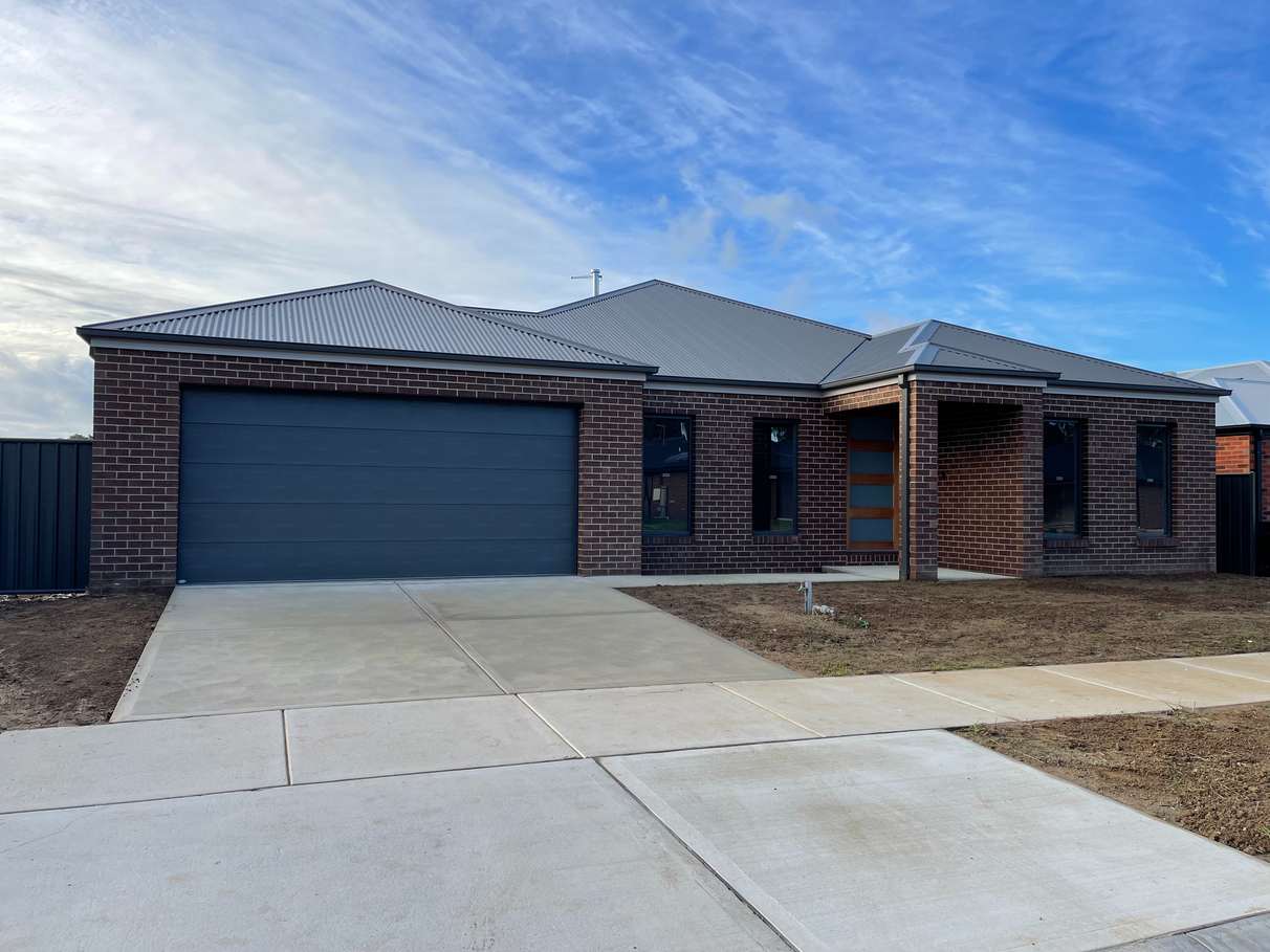 BUY 10 Reidy Street, Benalla, VIC 3672 House for Sale buymyplace