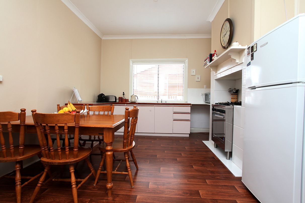 BUY 10 Staff Street, Jarrahdale, WA 6124 House for Sale buymyplace