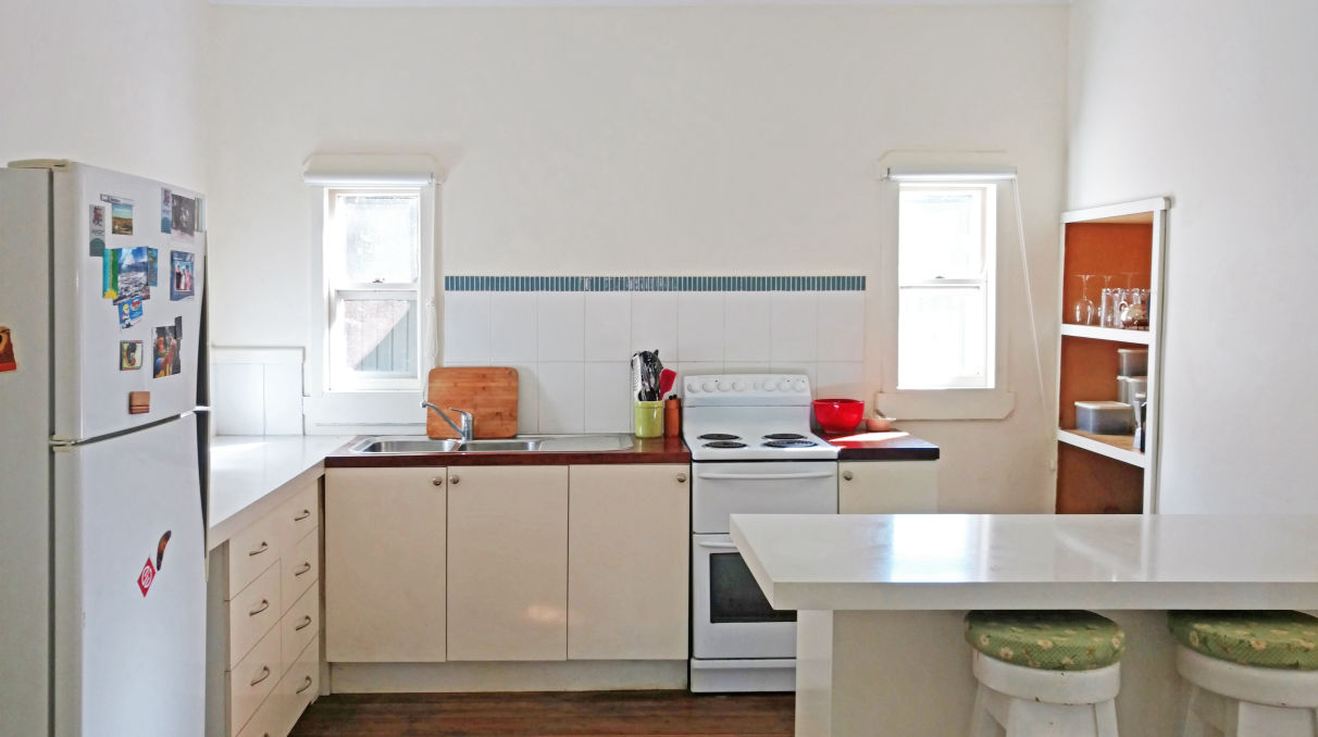 BUY 23 Kiewa Valley Highway, Tawonga, VIC 3697 House for Sale buymyplace