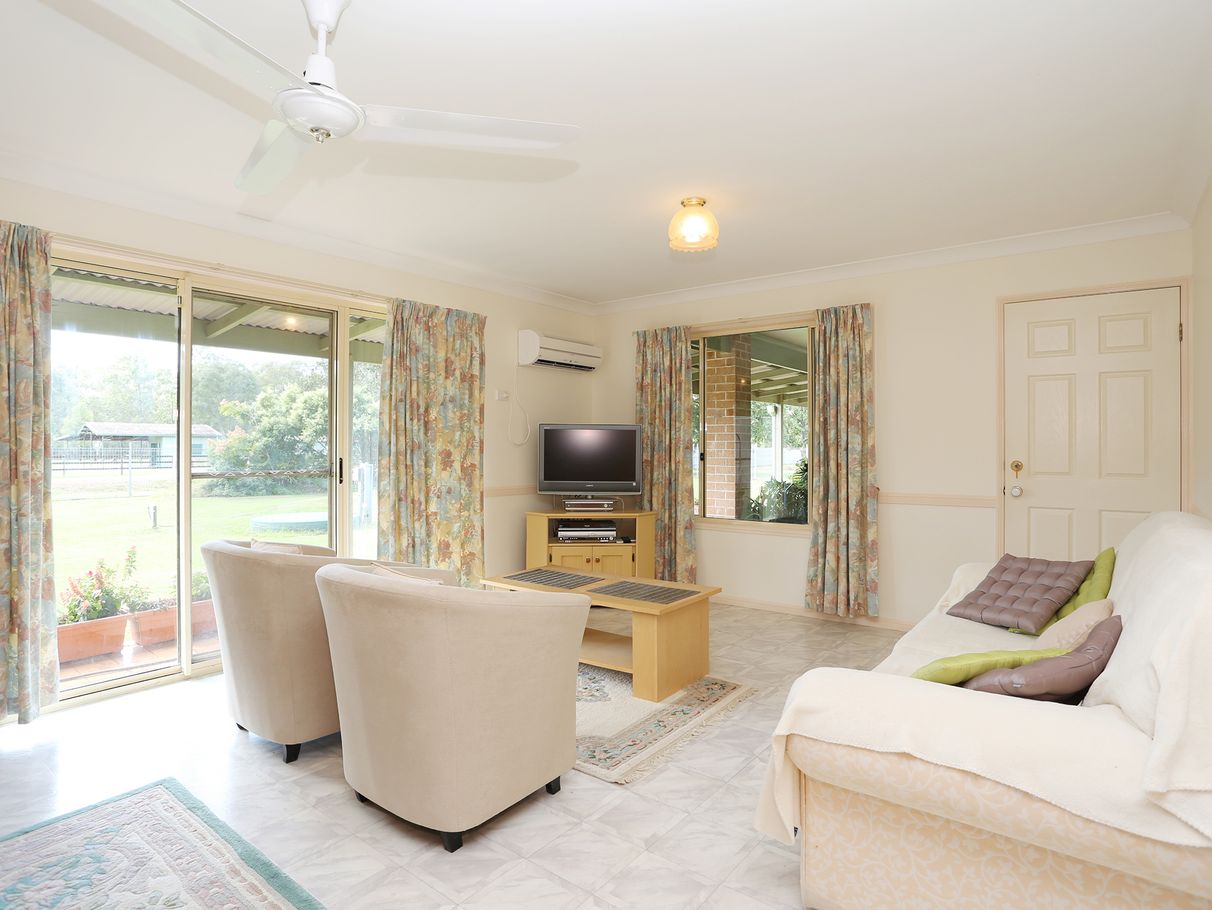 BUY 10781100 Chambers Flat Road, Chambers Flat, QLD 4133 House for