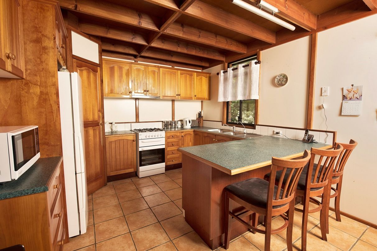 BUY 21 Rhys Avenue, The Caves, QLD 4702 House for Sale buymyplace