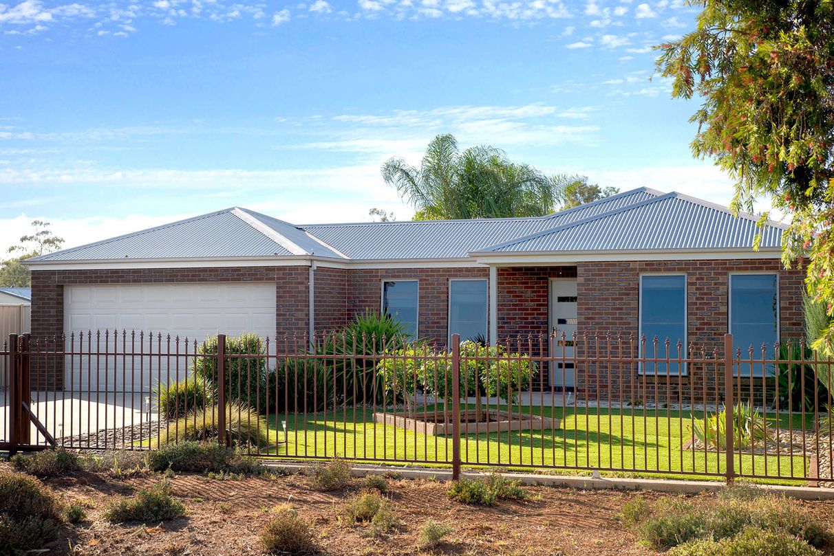 BUY 4 Foy Street, Katamatite, VIC 3649 House for Sale buymyplace