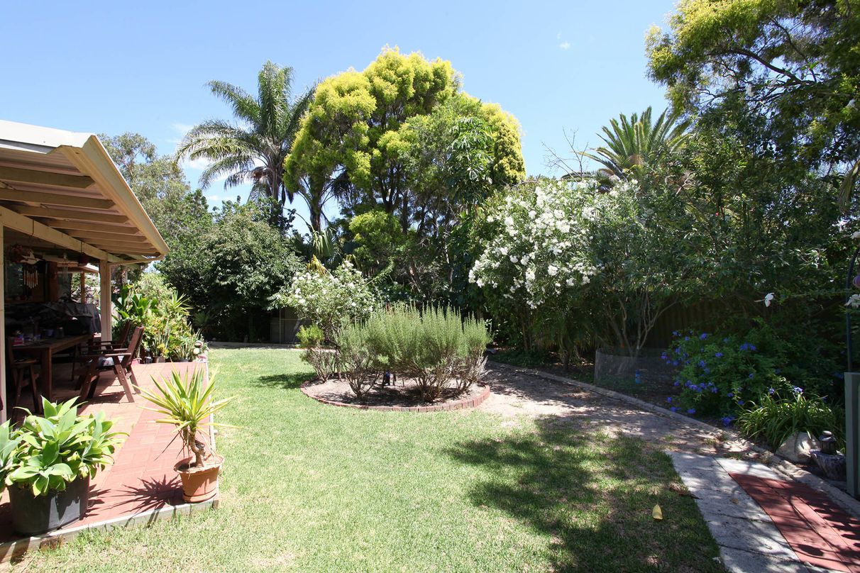 BUY 31 Cockram Street, Mundijong, WA 6123 House for Sale buymyplace