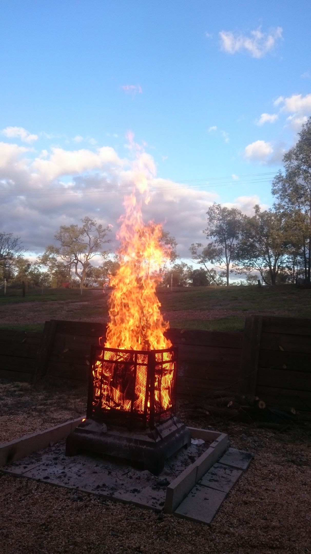 BUY 18 Robinsons Road, The Gemfields, QLD 4702 House for Sale