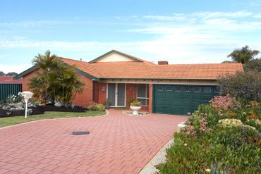 3 Larch Court, 3 Larch Court, WA property photo