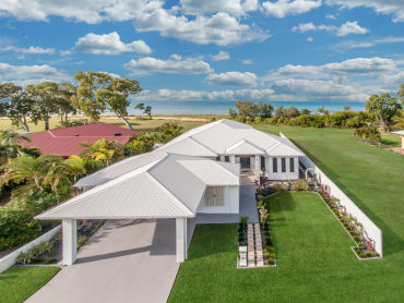 44  Howitson Drive, 44  Howitson Drive, QLD property photo
