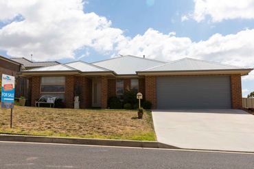 10 Glasson Drive, 10 Glasson Drive, NSW property photo