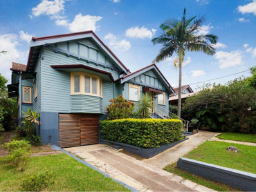 701 Logan Road, 701 Logan Road, QLD property photo