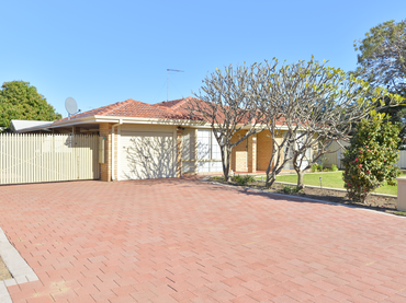 33 Regent Drive, 33 Regent Drive, WA property photo