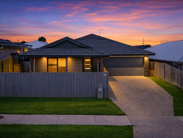 79 Girramay Street, 79 Girramay Street, QLD property photo