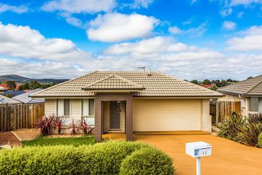 12 Walsh Drive, 12 Walsh Drive, NSW property photo