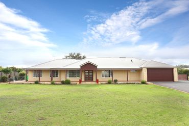 34 Craigie Drive, 34 Craigie Drive, WA property photo