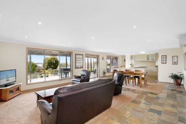 20 Ruxton Way, 20 Ruxton Way, VIC property photo