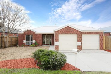 33 Minstrel Close, 33 Minstrel Close, VIC property photo